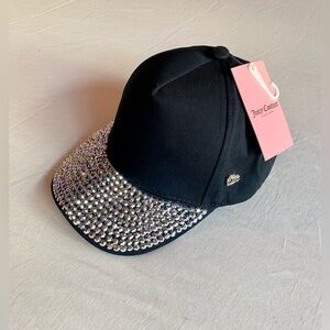 juicy couture — rhinestone snapback hat